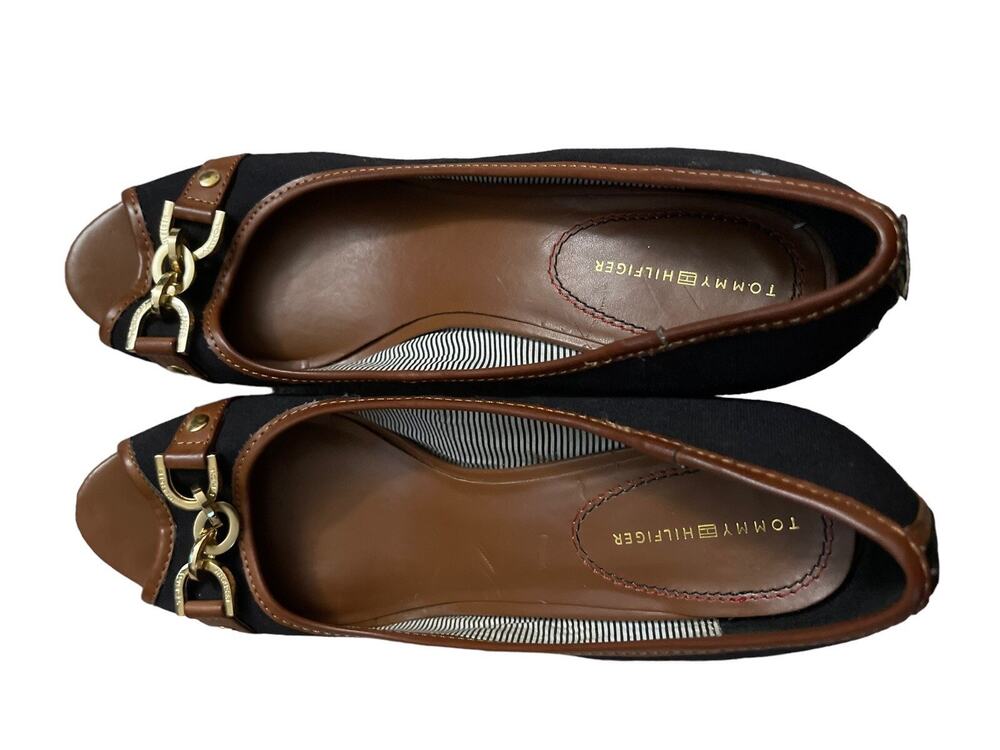 Tommy Hilfiger Women's Tawnisha Style Canvas Open Toe Cork Wedge Blue. Size 9.5